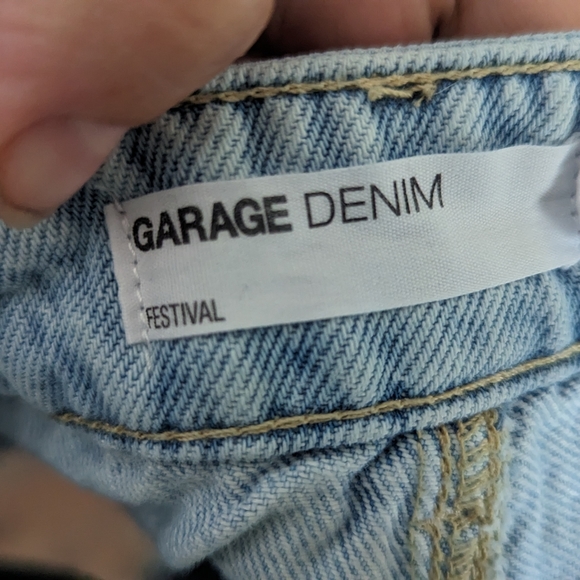 Garage Denim Festival Jean distressed shorts Size 9 - Picture 4 of 8